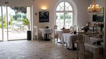 Hôtel Villa Les Rosiers