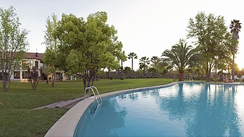 La Perla Hotel
