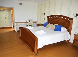 La Perla Hotel