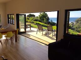 Ocean Cliff Court