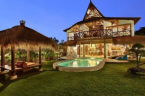 Breezy Point Villas