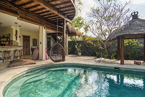 Breezy Point Villas