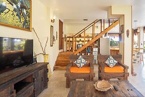 Breezy Point Villas