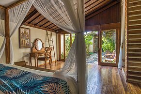 Breezy Point Villas