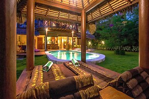 Breezy Point Villas