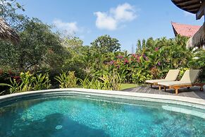 Breezy Point Villas