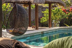 Breezy Point Villas