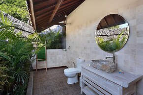 Breezy Point Villas
