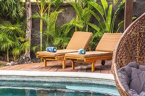 Breezy Point Villas