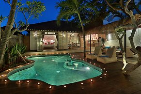 Breezy Point Villas