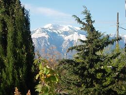 Angelucci Agriturismo con Camere e Agri Camping
