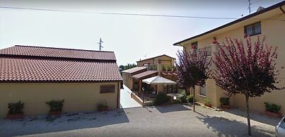 Angelucci Agriturismo con Camere e Agri Camping