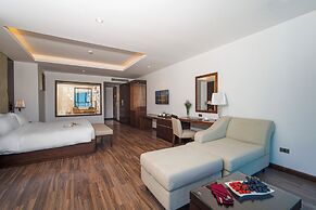 Luxtery Hotel