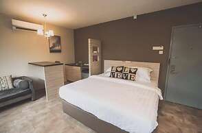 V3 Hotel & Residence Seri Alam