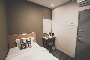 V3 Hotel & Residence Seri Alam