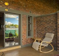 Manna Resorts