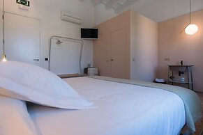 Sodium Hotel Boutique