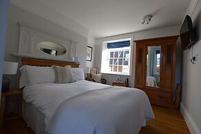Chantry Hotel