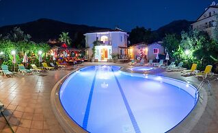 Sonmez Hotel