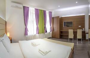 Central Park Residence