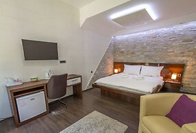Central Park Residence