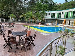 Hotel La Cascada Cristalina
