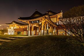 Hanok Hotel Youngsanjae
