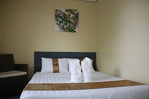 Rusville Hotel & Residences