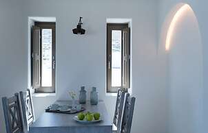 Azar Villas