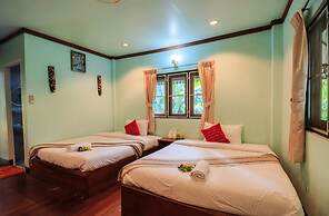 Mitkhoonyoum Hotel