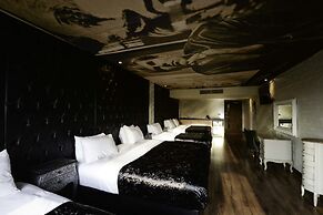 Arthouse Hotel