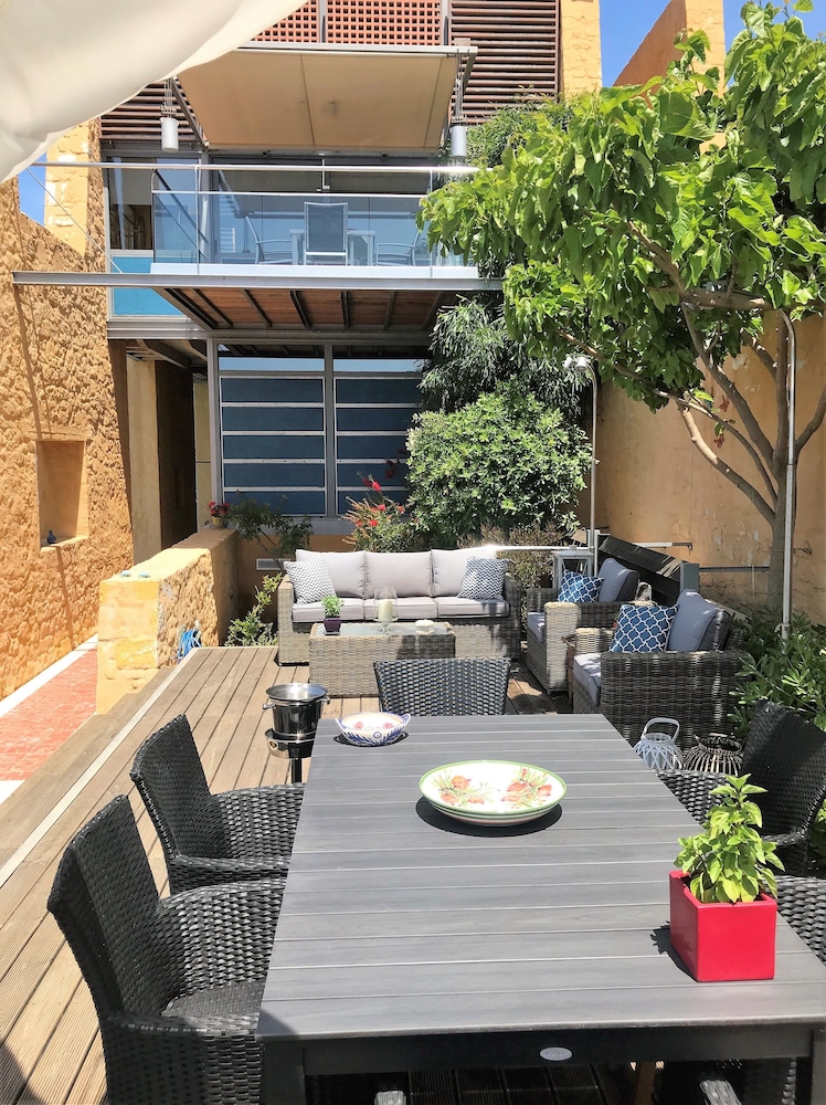 Villa Athina