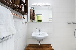 Stay in Style City Center deluxe flat