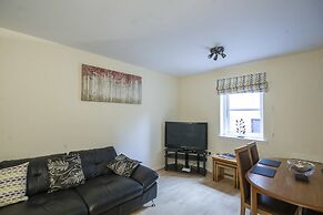 4 Varis Apartments