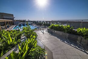 Ayla Grand Hotel