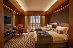 Ayla Grand Hotel