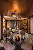 Ayla Grand Hotel