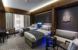 Ayla Grand Hotel