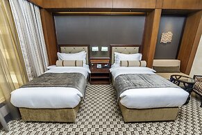 Ayla Grand Hotel