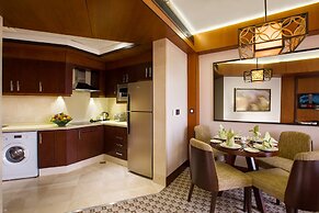 Ayla Grand Hotel