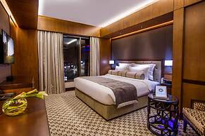 Ayla Grand Hotel