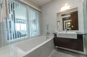 Eastpana Hotel