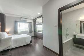 Eastpana Hotel