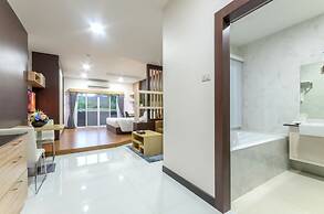 Eastpana Hotel