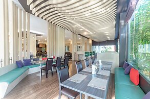 Eastpana Hotel
