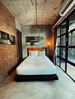 Yotaka The Hostel