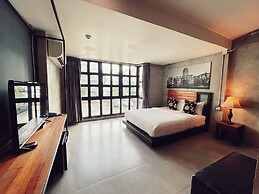 Yotaka The Hostel