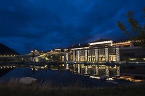 Hilton Linzhi Resort