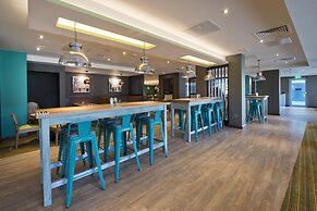Premier Inn Slough Central South