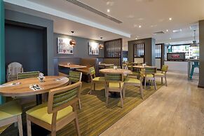 Premier Inn Slough Central South